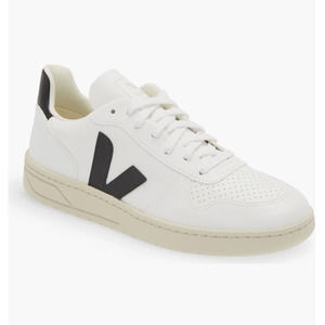 Veja Men's V-10 Low Top Sneaker